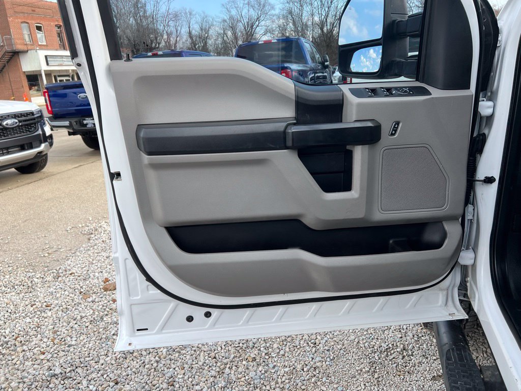 Used 2020 Ford F350 XL w/ Power Equipment Group AWD/4WD image 11