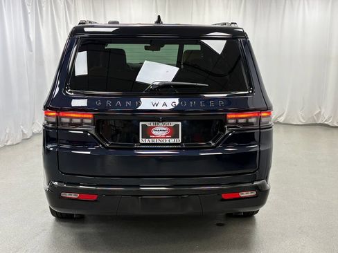 Certified 2025 Jeep Grand Wagoneer Series III w/ Rear Seat Video Group 1 AWD/4WD image 21