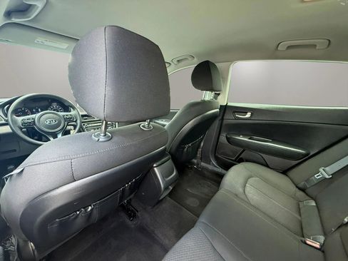 Used 2018 Kia Optima LX FWD image 16