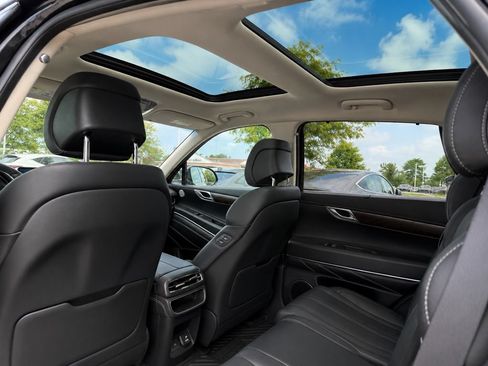 Used 2021 Genesis GV80 3.5T AWD/4WD image 15