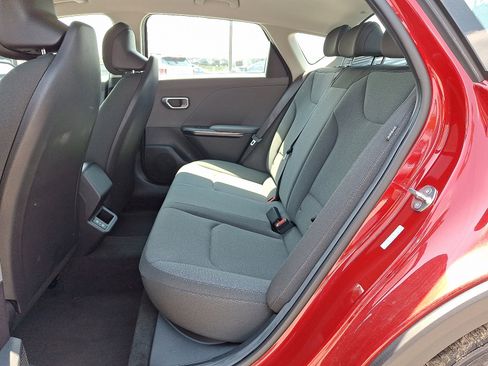 New 2025 Kia K4 LXS image 10