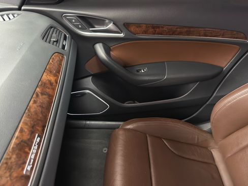 Used 2017 Audi Q3 2.0T Prestige w/ Prestige Package image 25