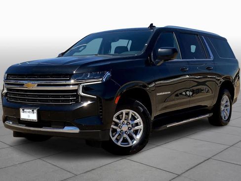 Used 2022 Chevrolet Suburban LT AWD/4WD image 1