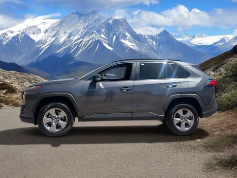 Certified 2023 Toyota RAV4 XLE AWD/4WD image 2