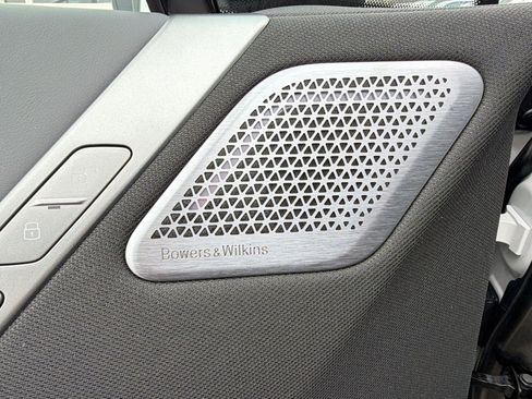 New 2026 BMW iX M70 image 21