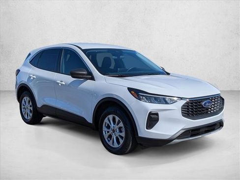 Certified 2023 Ford Escape Active AWD/4WD image 3