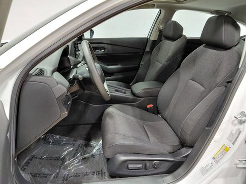 Used 2024 Honda Accord EX image 13