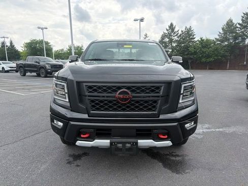 Used 2023 Nissan Titan PRO-4X w/ Pro-4x Convenience Package AWD/4WD image 2