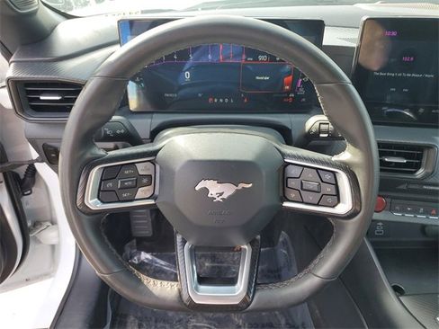 Used 2024 Ford Mustang Convertible image 12