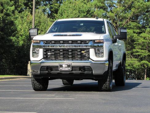 Used 2022 Chevrolet Silverado 2500 LT w/ Fleet Comfort Package AWD/4WD image 8
