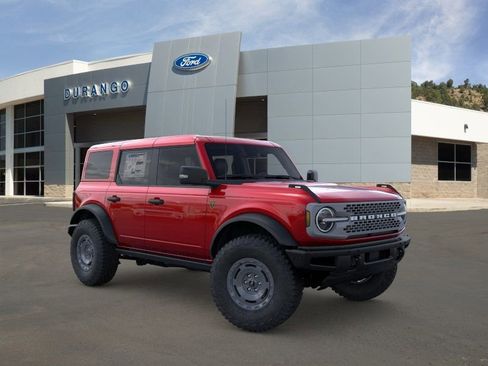 New 2025 Ford Bronco Badlands image 7