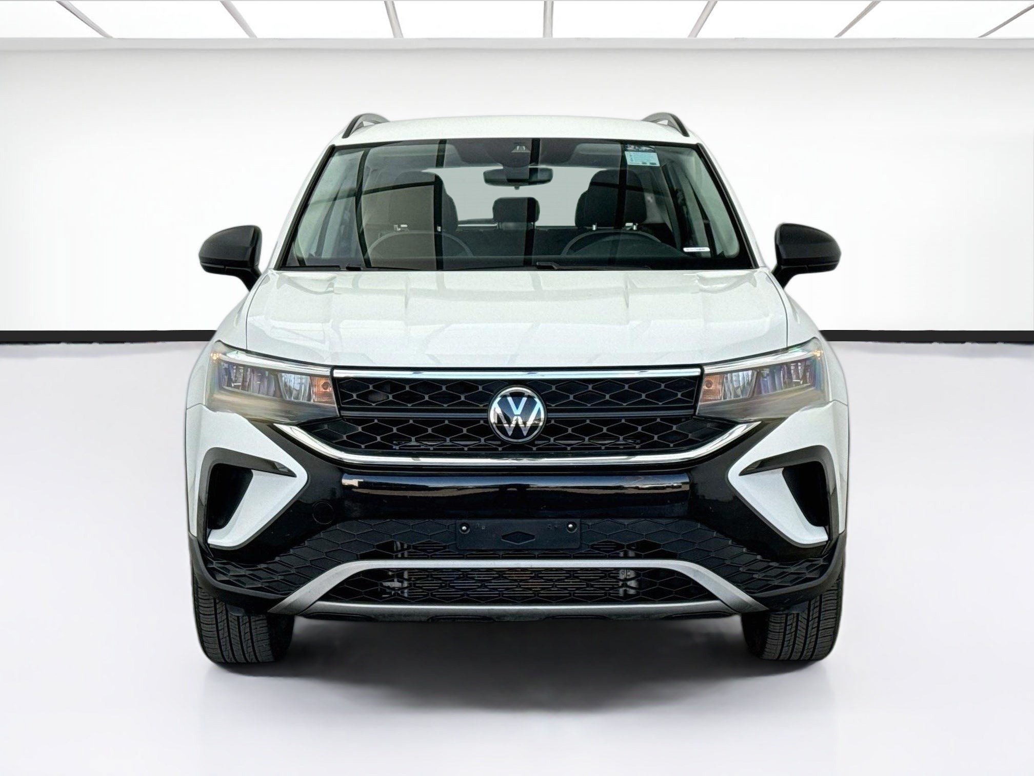 Used 2024 Volkswagen Taos S AWD/4WD image 2