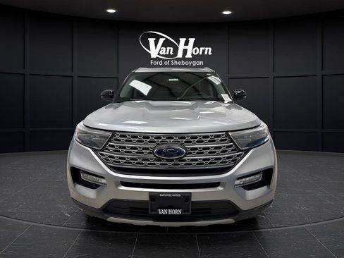 Used 2023 Ford Explorer Limited image 12