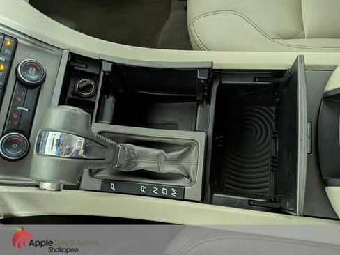 Used 2010 Ford Taurus SEL FWD image 20