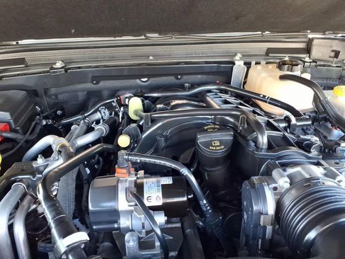 Used 2023 Jeep Wrangler Unlimited Sport AWD/4WD image 21