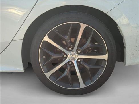 Used 2023 Honda Civic Touring image 6