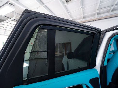 Used 2023 Land Rover Range Rover SE image 55