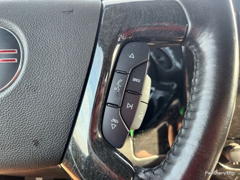 Used 2018 GMC Savana 2500 w/ Enhanced Convenience Package image 45