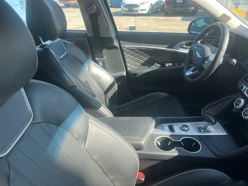 Used 2021 Genesis G70 2.0T w/ Prestige Package image 5