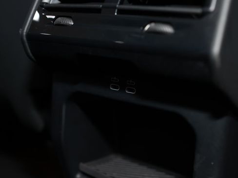 Used 2024 BMW 530i image 45