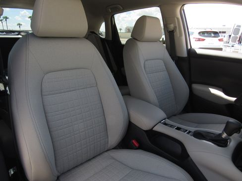 New 2026 Honda HR-V LX image 8