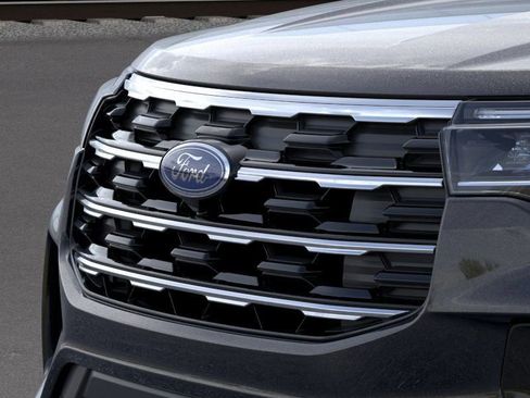 New 2026 Ford Explorer Active image 17
