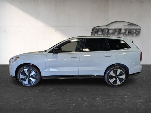 Used 2025 Volvo EX90 Plus AWD/4WD image 7