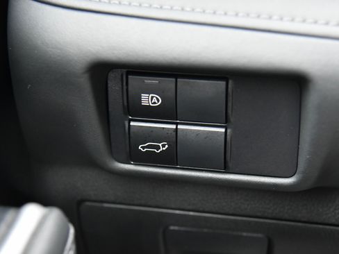 Used 2022 Toyota Highlander XSE image 31