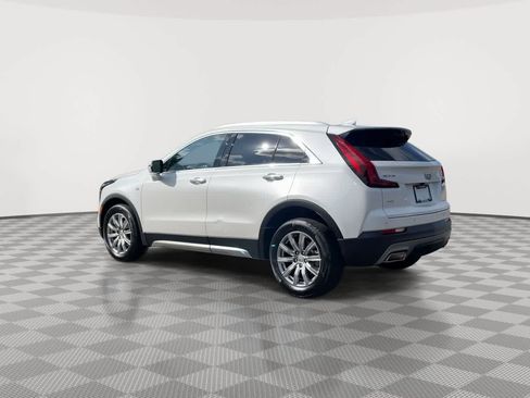 Used 2023 Cadillac XT4 Premium Luxury w/ Technology Package AWD/4WD image 6