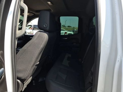 Used 2023 Chevrolet Silverado 1500 W/T w/ Z71 Off-Road Package AWD/4WD image 13