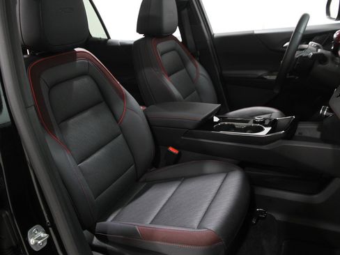 Certified 2025 Chevrolet Equinox RS image 17