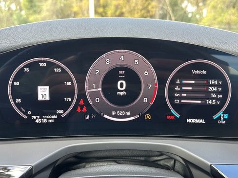 Certified 2025 Porsche Panamera RWD image 10