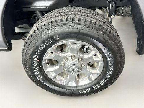 Used 2024 RAM 2500 Laramie w/ Safety Group image 11