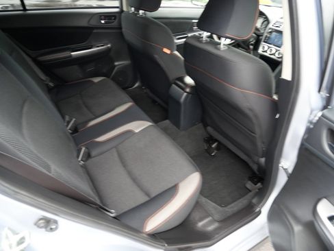 Used 2017 Subaru Crosstrek 2.0i Premium AWD/4WD image 22