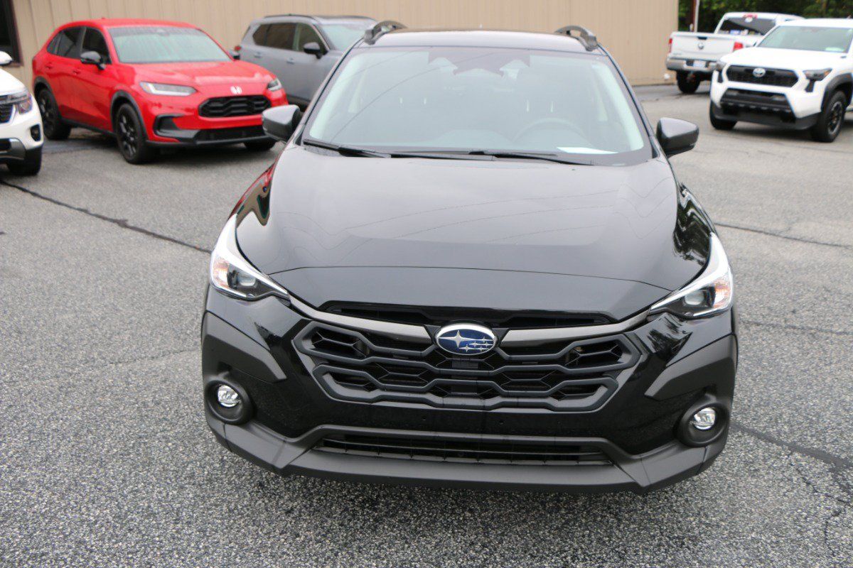 Used 2024 Subaru Crosstrek 2.0i Premium w/ Crosstrek Mirror Package AWD/4WD image 11