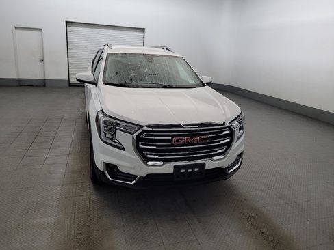Used 2023 GMC Terrain SLT w/ Tech Package AWD/4WD image 14