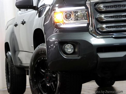 Used 2016 GMC Canyon SLE w/ SLE Convenience Package image 4