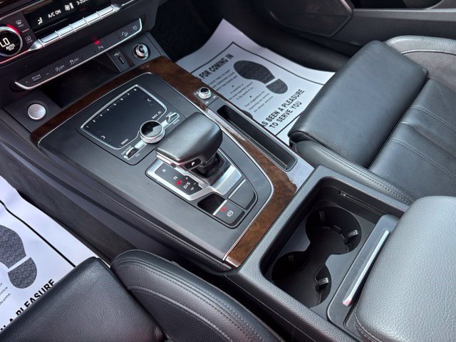 Used 2020 Audi Q5 2.0T Premium Plus AWD/4WD image 20