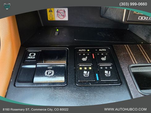 Used 2022 Lexus RX 450h AWD w/ Luxury Package image 20