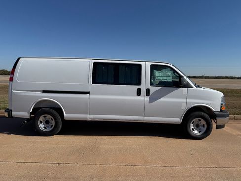 New 2025 Chevrolet Express 3500 Extended w/ Driver Convenience Package image 2