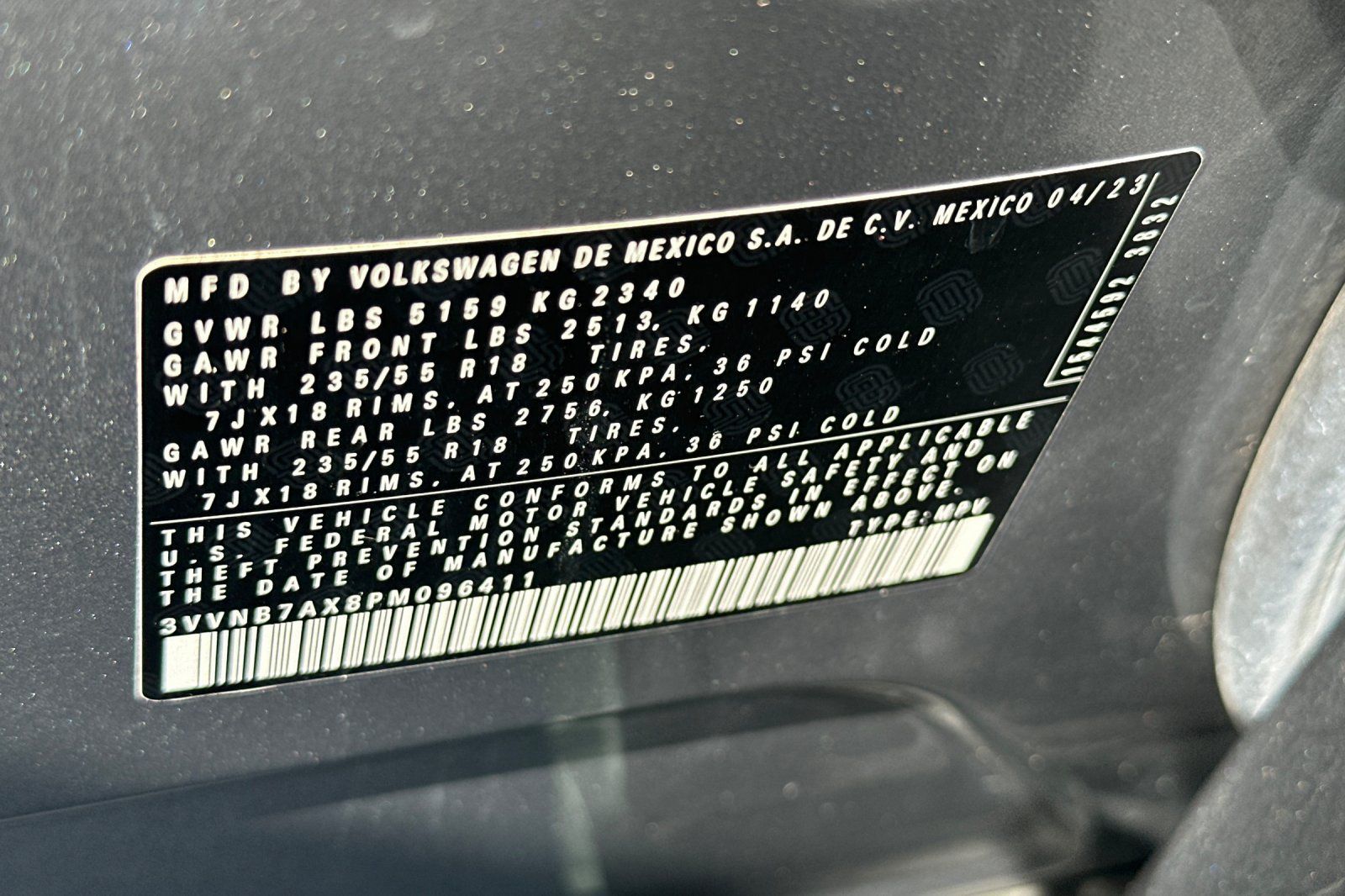 Used 2023 Volkswagen Tiguan SE w/ Panoramic Sunroof Package FWD image 29