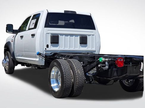 New 2026 RAM 5500 Tradesman w/ Chrome Appearance Group AWD/4WD image 40