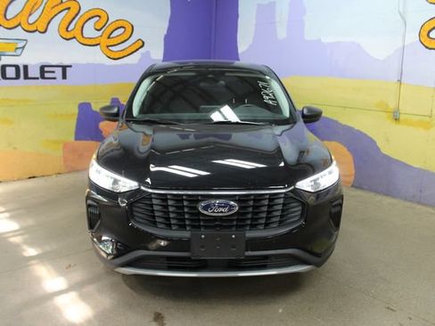 Used 2025 Ford Escape Active AWD/4WD image 3
