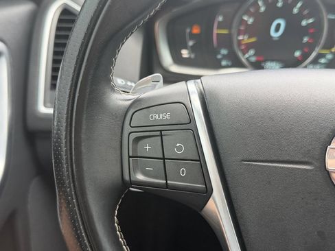 Used 2014 Volvo XC60 T6 R-Design AWD/4WD image 27