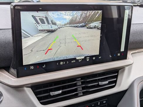 New 2026 Ford Explorer Active image 23