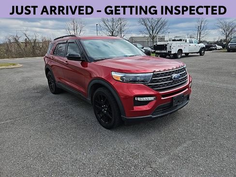 Used 2020 Ford Explorer XLT w/ Equipment Group 202A image 1