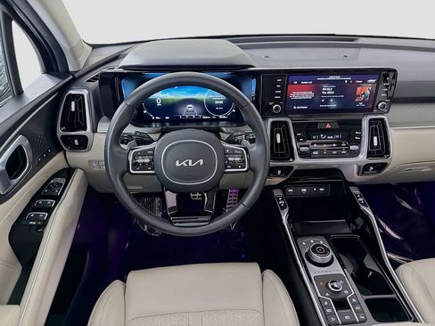 Used 2024 Kia Sorento SX Prestige AWD/4WD image 26