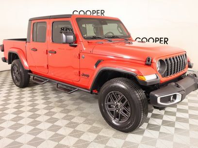 Used 2024 Jeep Gladiator Sport
