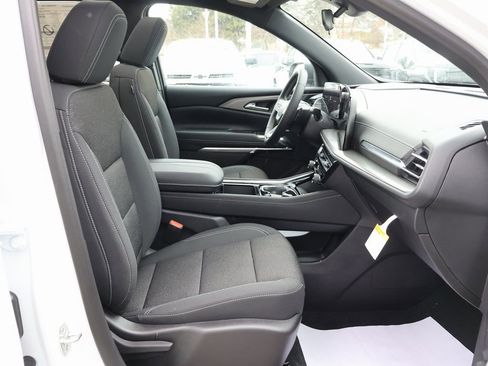 New 2026 Chevrolet Traverse LT w/ Sun and Wheel Package image 39