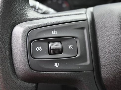 Used 2022 Chevrolet Silverado 2500 Custom w/ Custom Convenience Package image 15